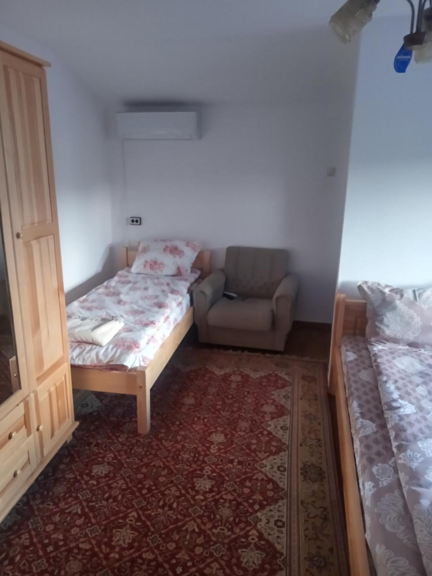 Mercury Guest House Veliko Tárnovo Habitación foto
