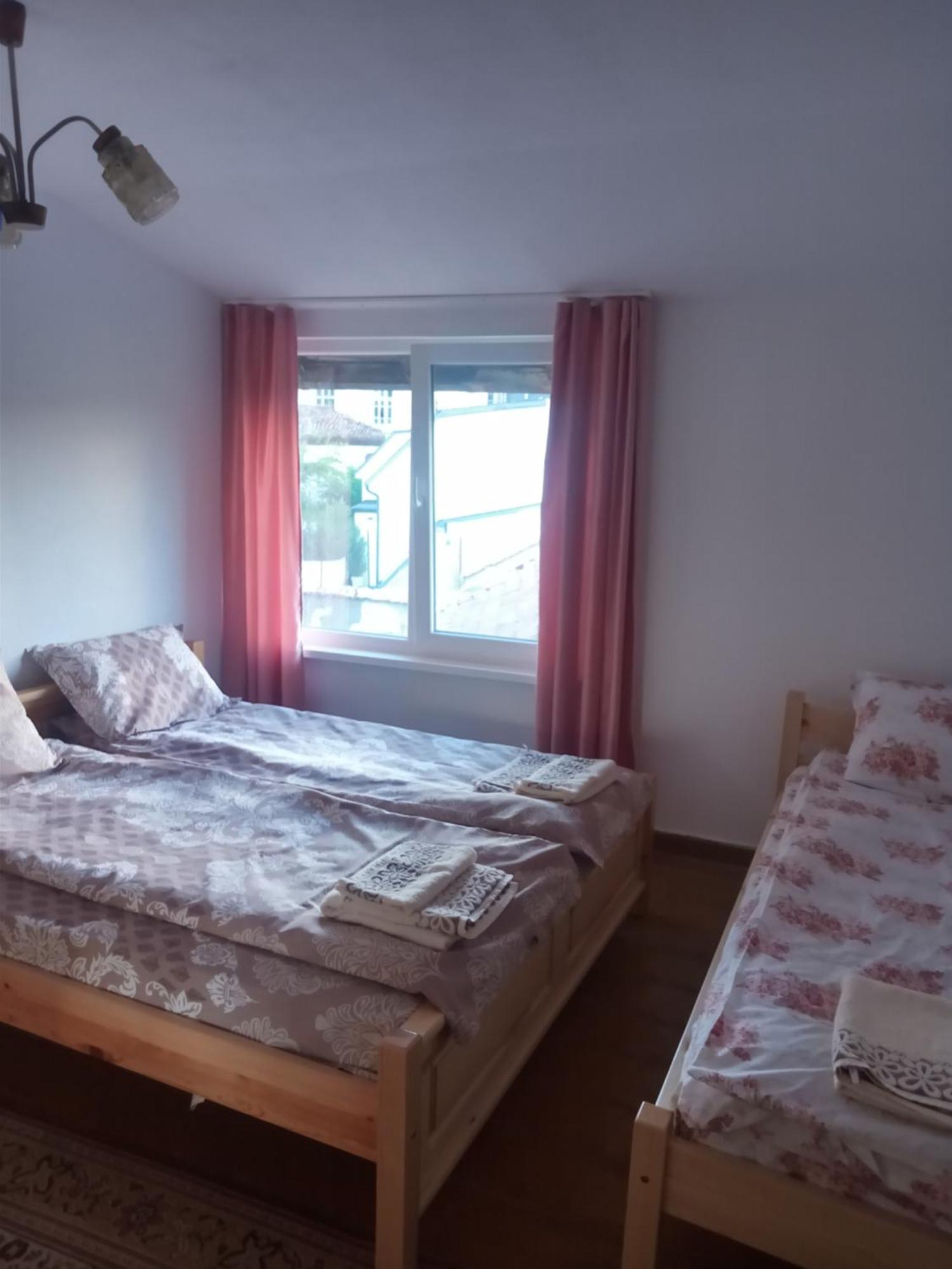Mercury Guest House Veliko Tárnovo Habitación foto