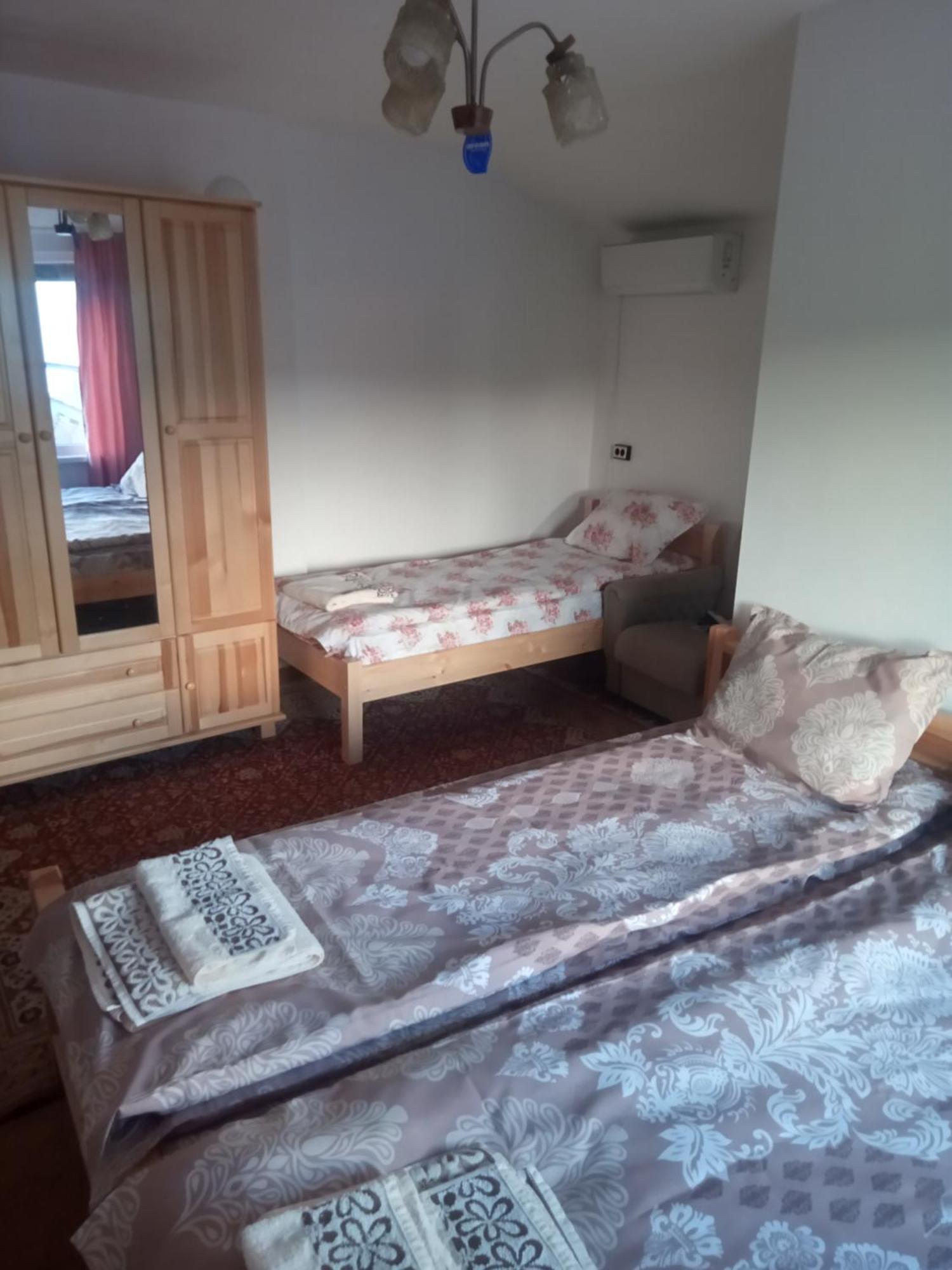 Mercury Guest House Veliko Tárnovo Habitación foto