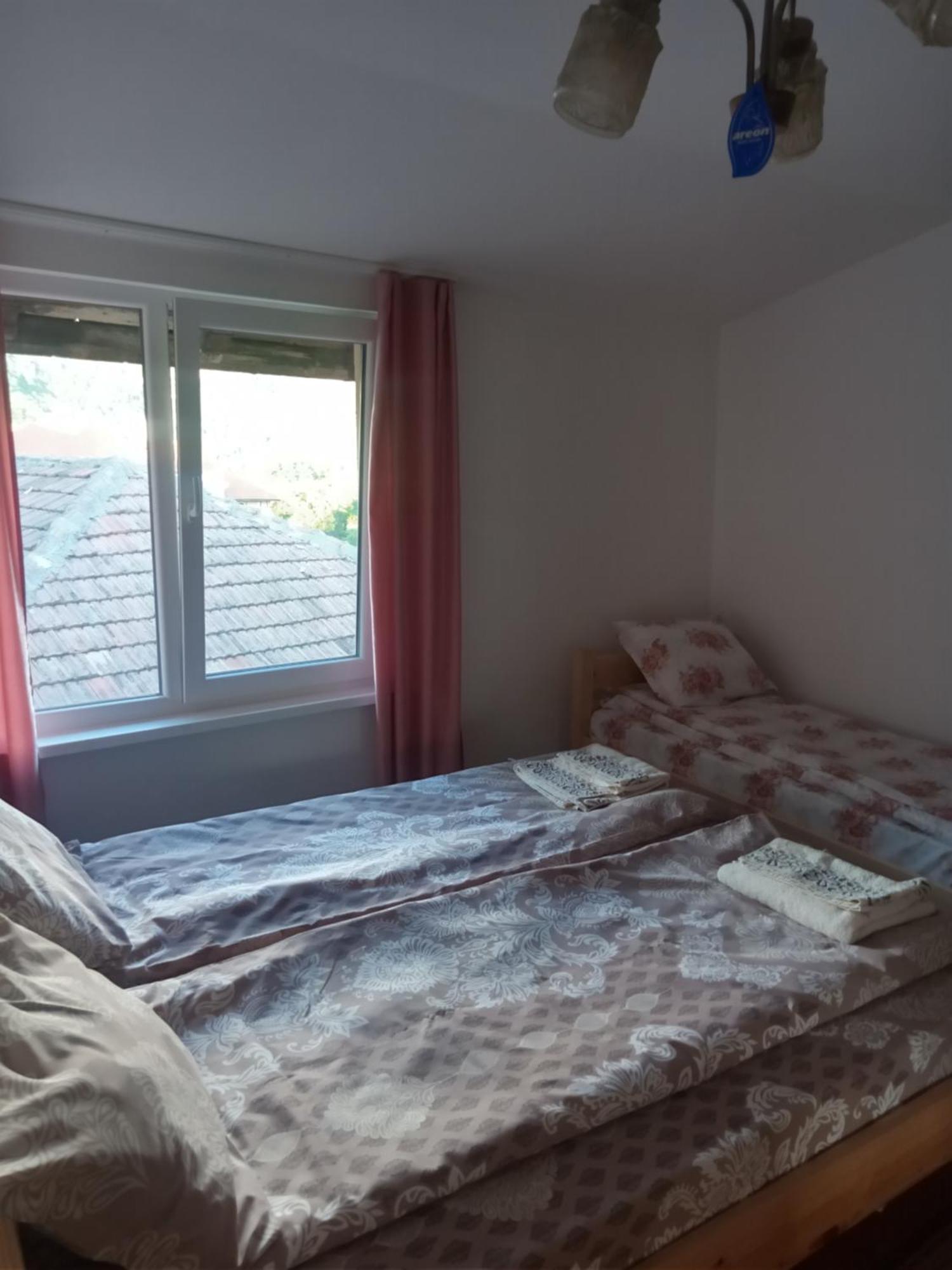 Mercury Guest House Veliko Tárnovo Habitación foto